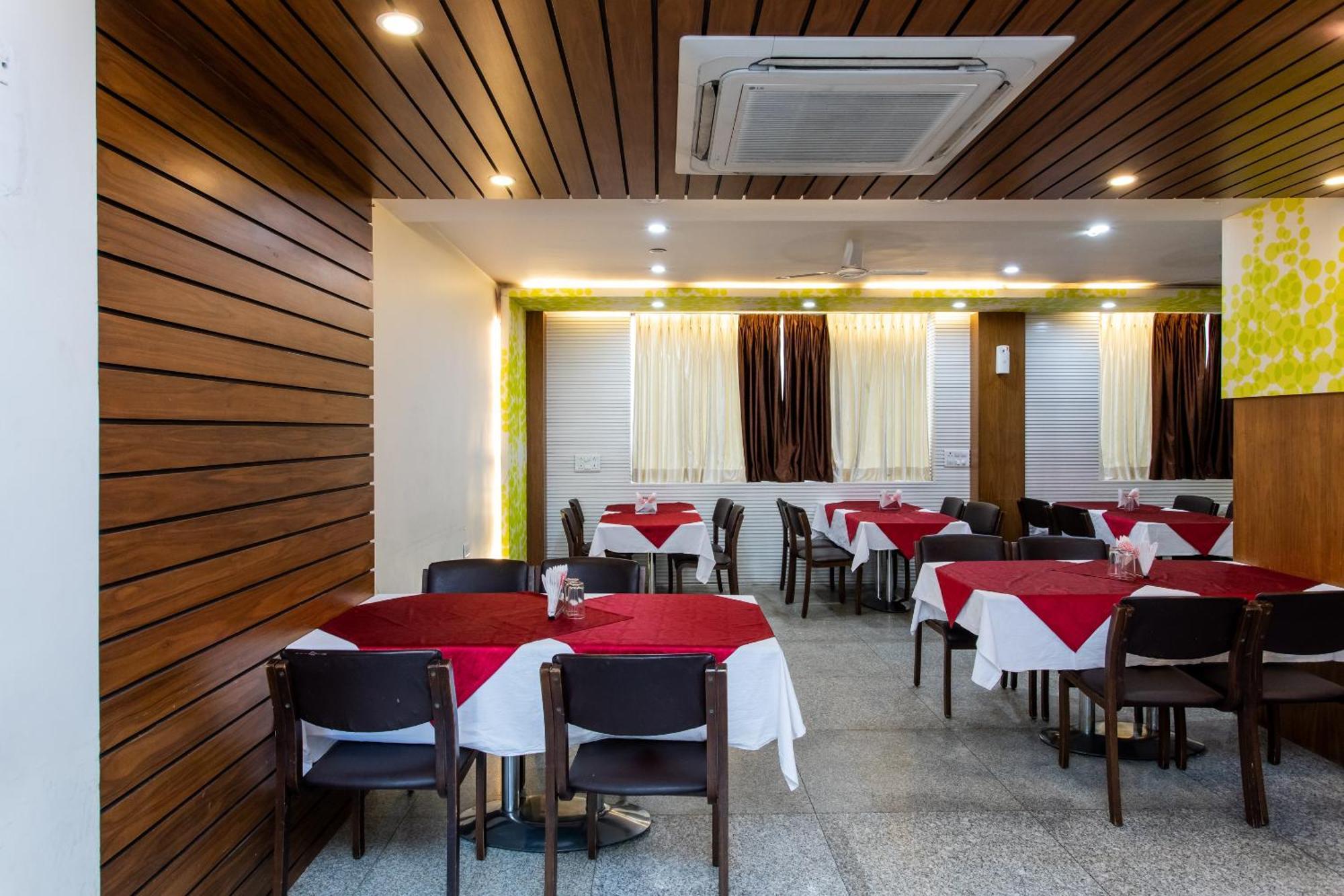 Super Hotel O Mohit Regency Bhópál Exteriér fotografie