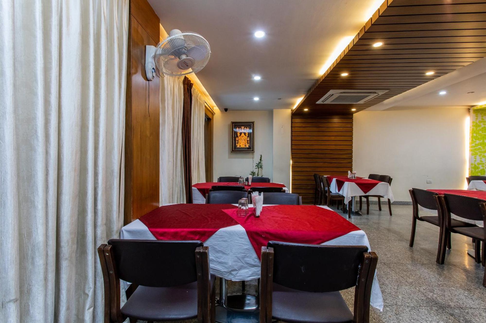 Super Hotel O Mohit Regency Bhópál Exteriér fotografie
