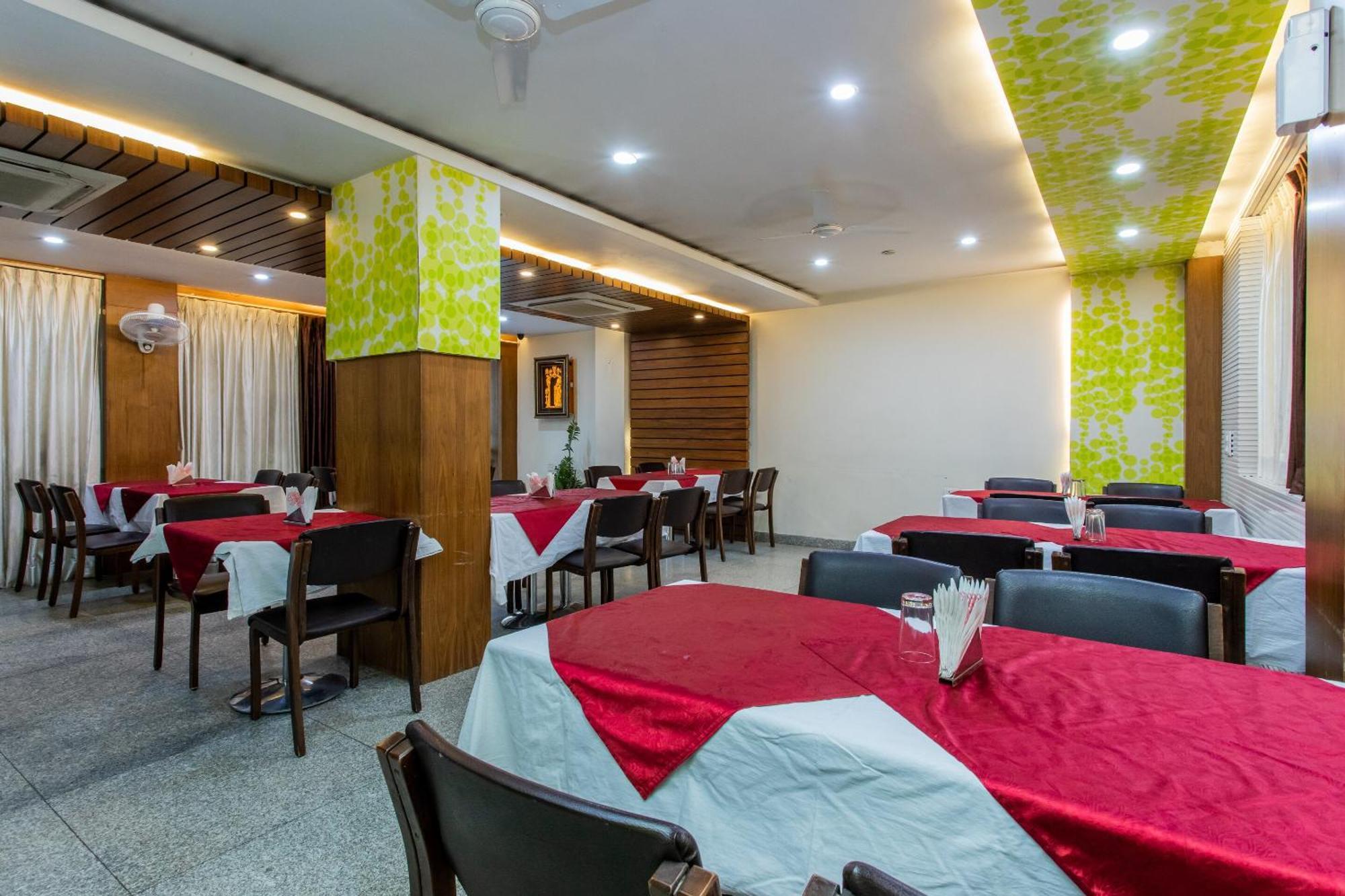 Super Hotel O Mohit Regency Bhópál Exteriér fotografie